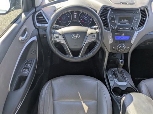 Used 2015 Hyundai Santa Fe Limited image 18