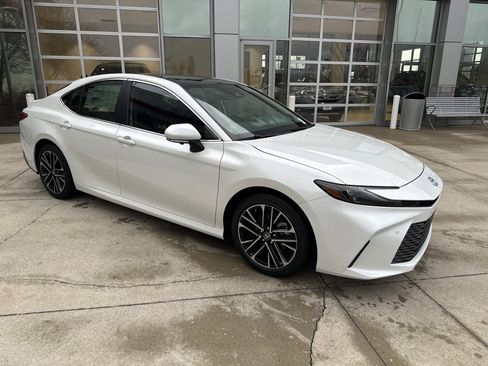 New 2026 Toyota Camry XLE image 2