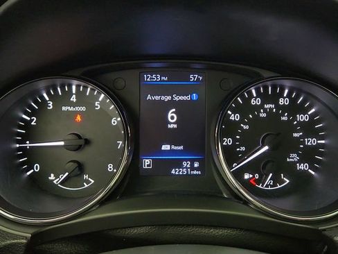 Used 2020 Nissan Rogue SV AWD/4WD image 12
