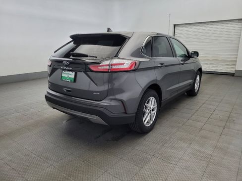 Used 2024 Ford Edge SEL image 9