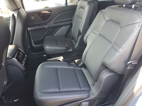 New 2026 Lincoln Aviator AWD image 26