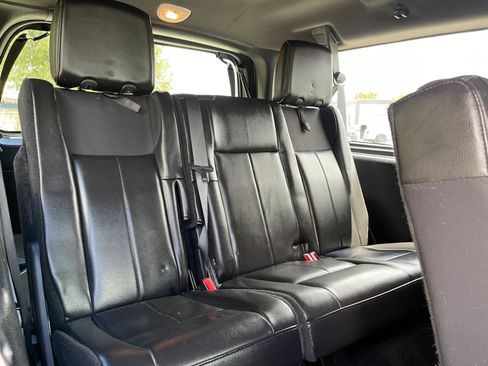 Used 2013 Ford Expedition EL Limited RWD image 28