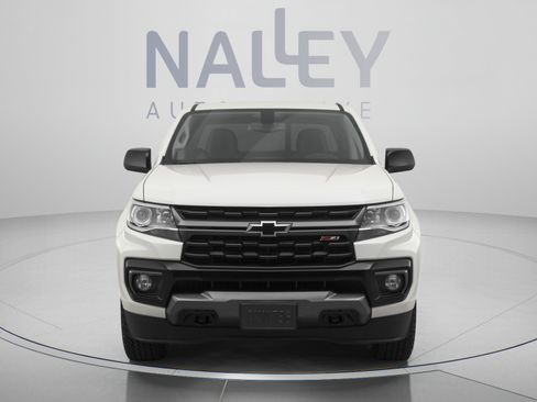 Used 2021 Chevrolet Colorado LT AWD/4WD image 12
