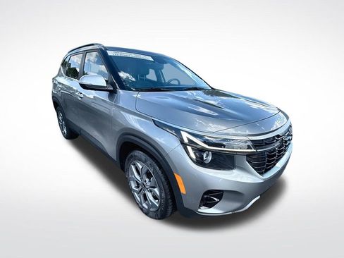 Used 2024 Kia Seltos S FWD image 3