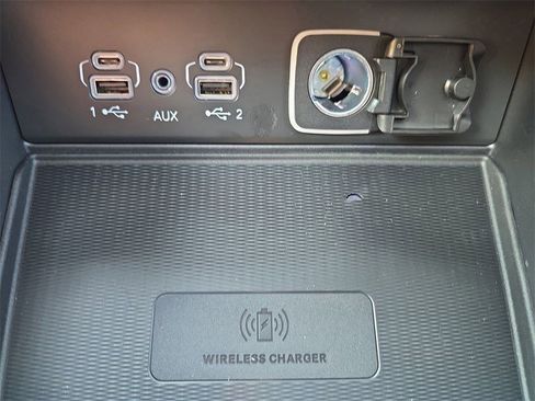 New 2025 Jeep Grand Cherokee L Altitude image 21