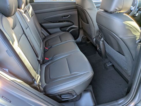 New 2026 Hyundai Tucson Limited FWD image 24