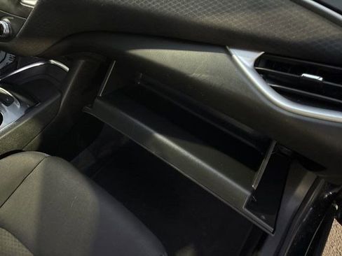 Used 2024 Chevrolet Malibu LT image 41