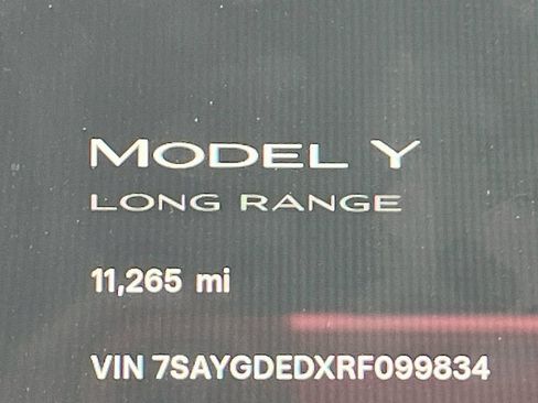 Used 2024 Tesla Model Y Long Range RWD image 12