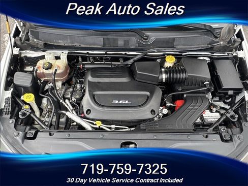 Used 2018 Chrysler Pacifica Touring-L w/ Premium Audio Group FWD image 40