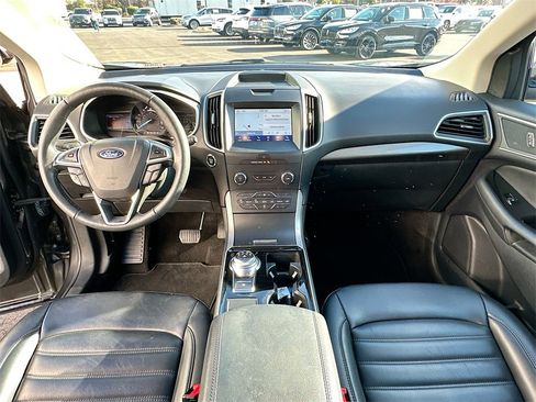 Used 2020 Ford Edge SEL w/ Convenience Package image 3
