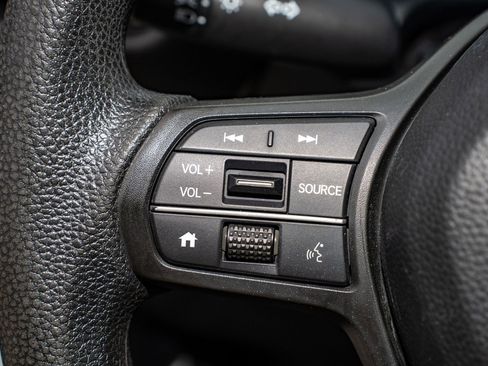 Used 2023 Honda HR-V LX image 29