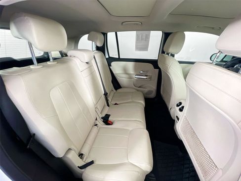 Certified 2021 Mercedes-Benz GLB 250 4MATIC image 26
