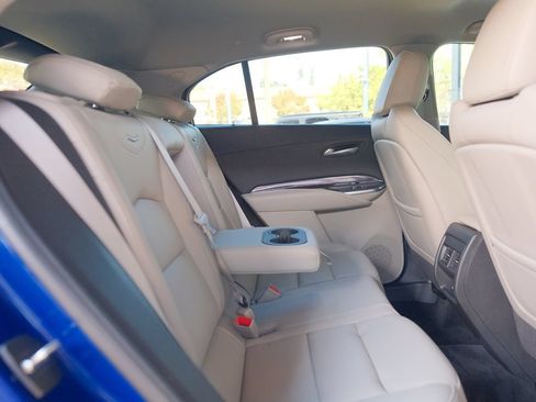 Used 2021 Cadillac XT4 Luxury FWD image 31