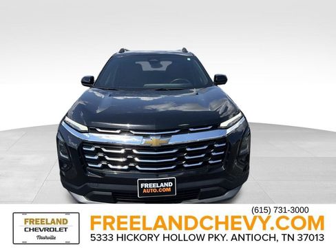 Used 2025 Chevrolet Equinox LT w/ Convenience Package II AWD/4WD image 9