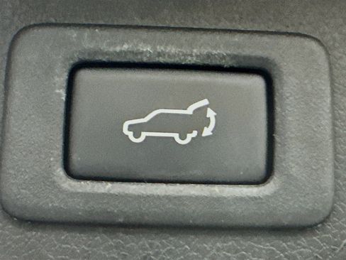 Used 2017 Subaru Outback 2.5i Premium image 28