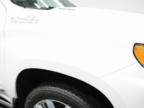 Used 2024 Chevrolet Silverado 1500 High Country w/ High Country Premium Package image 33