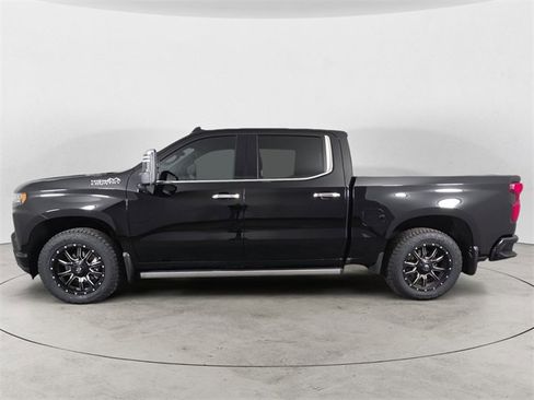 Used 2021 Chevrolet Silverado 1500 High Country w/ Technology Package image 2