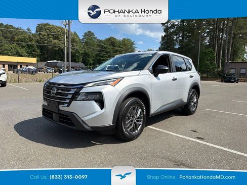 Used 2024 Nissan Rogue S AWD/4WD image 1
