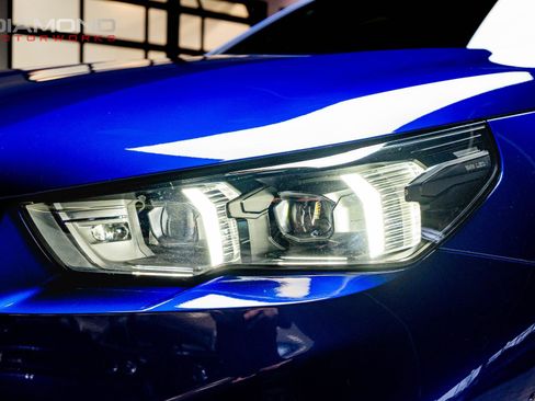 Used 2025 BMW M5 w/ Carbon Package image 75