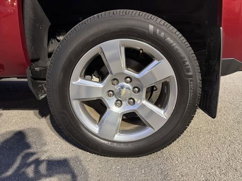 Used 2018 Chevrolet Silverado 1500 LT w/ Texas Edition image 12