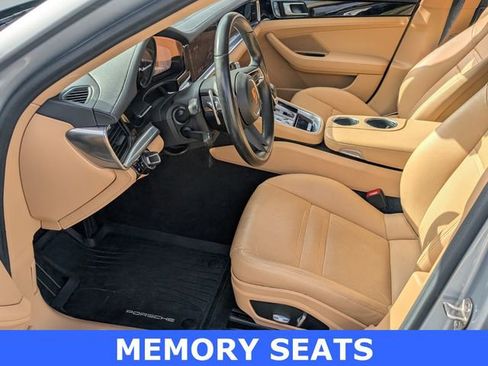 Used 2021 Porsche Panamera image 5