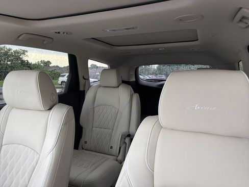 Used 2023 Buick Enclave Avenir w/ Avenir Technology Package FWD image 28