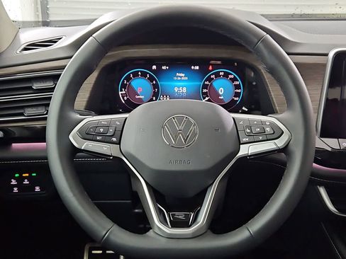 New 2026 Volkswagen Atlas SEL Premium R-Line AWD/4WD image 24