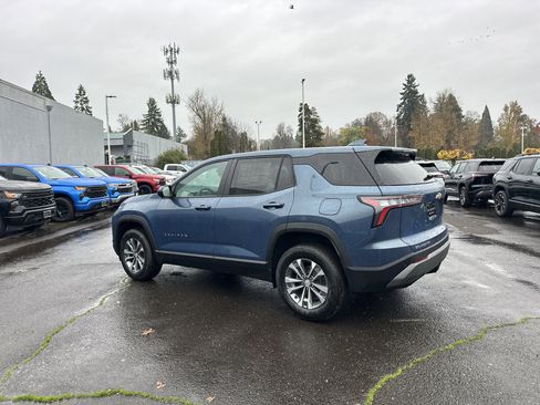 New 2026 Chevrolet Equinox LT w/ Convenience Package II image 3