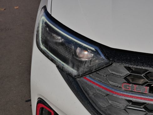 Certified 2023 Volkswagen Jetta GLI Autobahn image 16