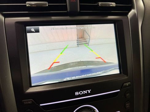 Used 2016 Ford Fusion Titanium image 16