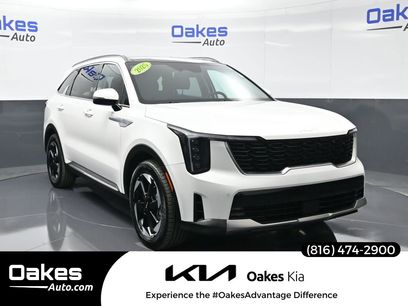 Certified 2025 Kia Sorento EX w/ EX Panoramic Sunroof Package