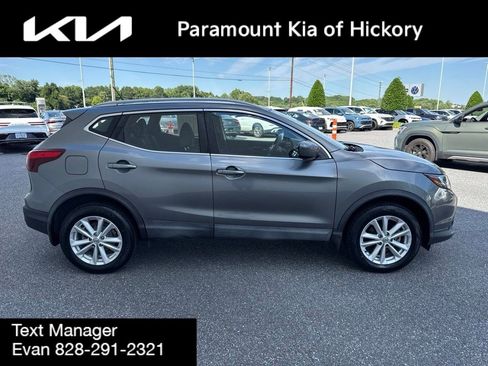 Used 2017 Nissan Rogue Sport SV FWD image 8