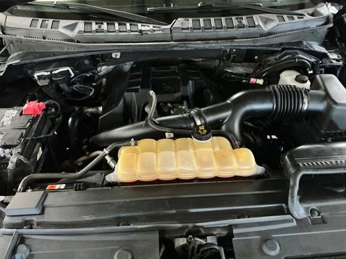 Used 2016 Ford F150 XLT w/ Equipment Group 301A Mid image 10