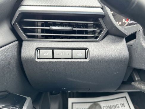 Used 2023 Nissan Altima 2.5 SR image 19