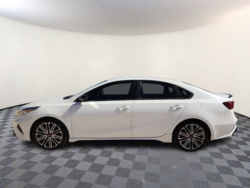 Used 2022 Kia Forte GT w/ GT Technology Package image 2