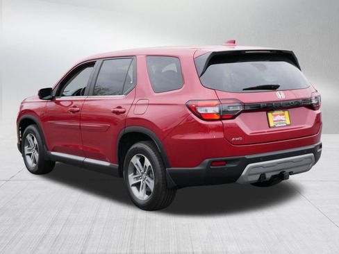 Used 2023 Honda Pilot EX-L image 5
