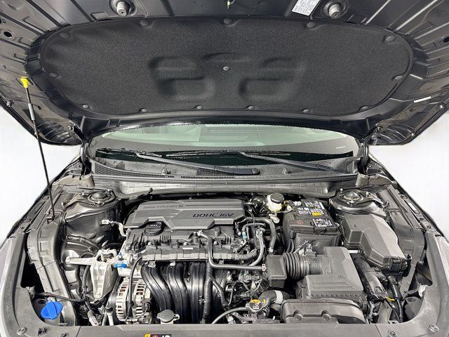 New 2026 Kia K4 FWD image 9