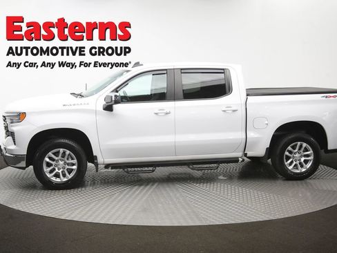 Used 2023 Chevrolet Silverado 1500 LT AWD/4WD image 60