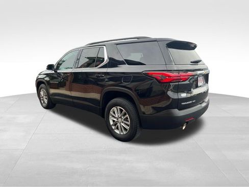 Used 2023 Chevrolet Traverse LT AWD/4WD image 5