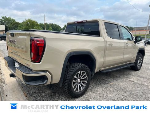 Used 2023 GMC Sierra 1500 AT4 w/ AT4 Premium Package AWD/4WD image 3