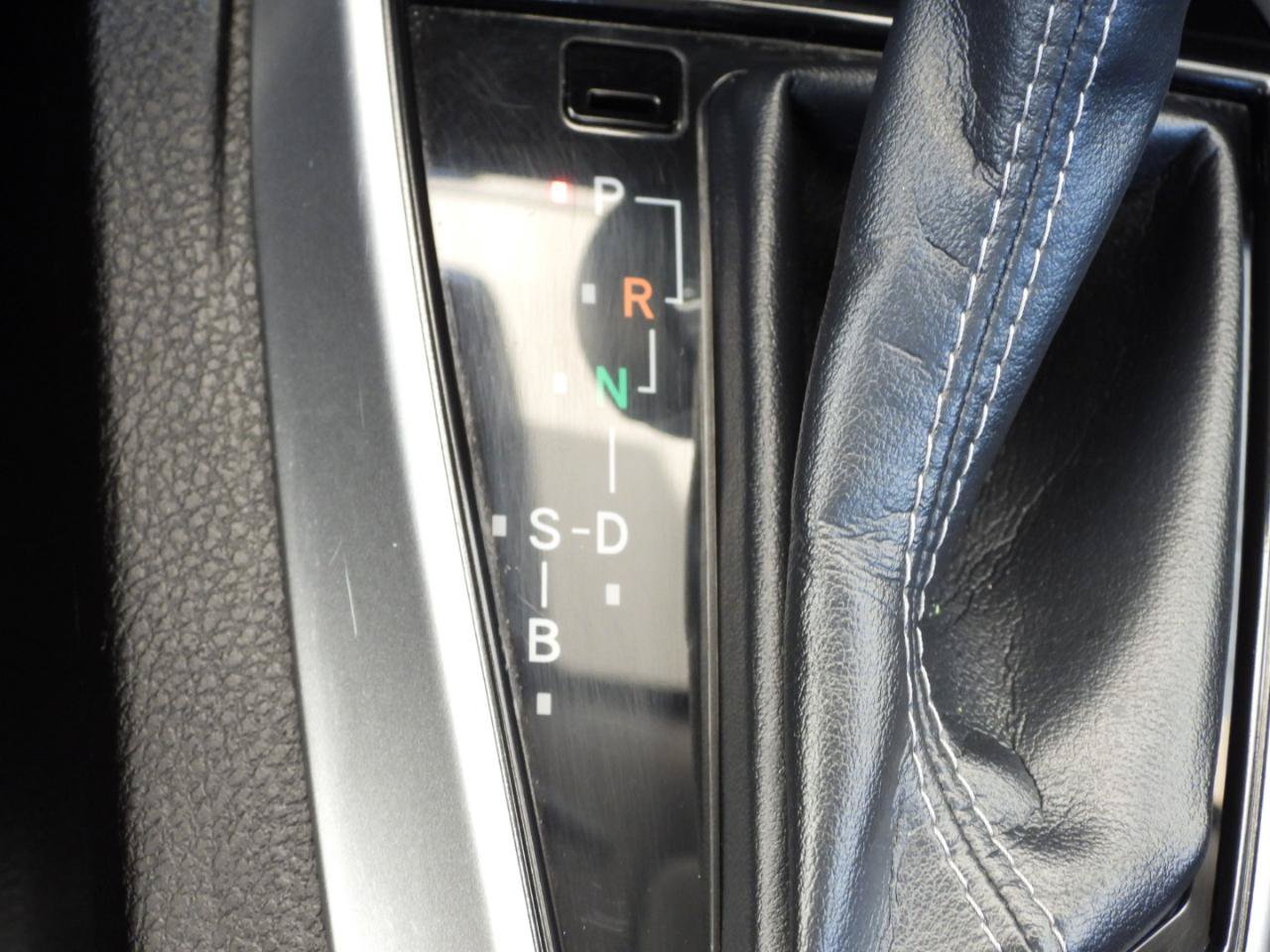 Used 2019 Toyota Corolla LE FWD image 52