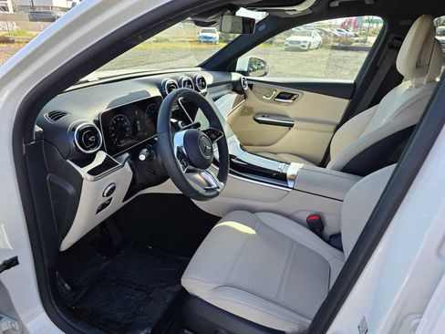 Used 2026 Mercedes-Benz GLC 300 image 22