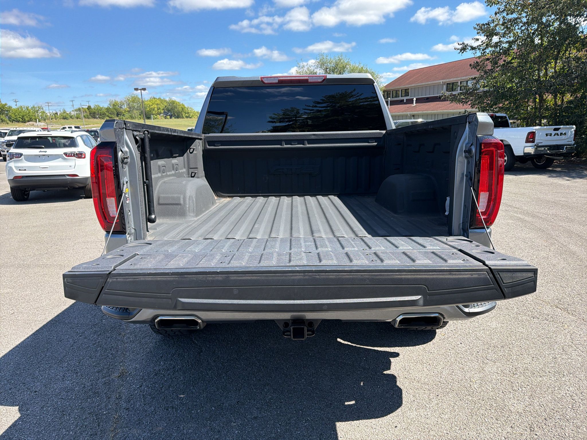 Used 2021 GMC Sierra 1500 AT4 AWD/4WD image 31