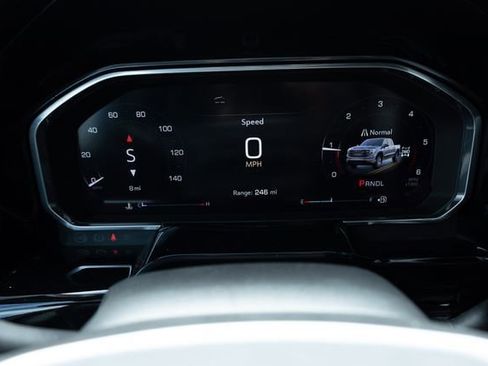 New 2026 GMC Sierra 1500 SLE image 18