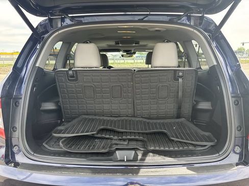 Used 2022 Honda Pilot Touring image 15