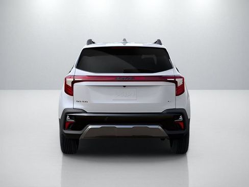Certified 2025 Kia Seltos X-Line AWD/4WD image 5