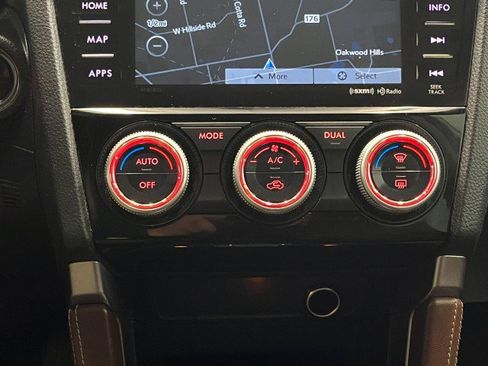 Used 2017 Subaru Forester 2.5i Touring image 22