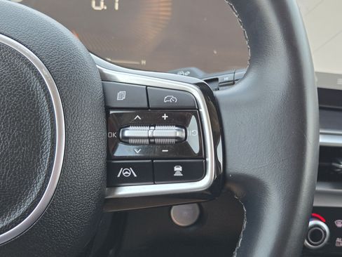 Used 2024 Kia Sorento S FWD image 20