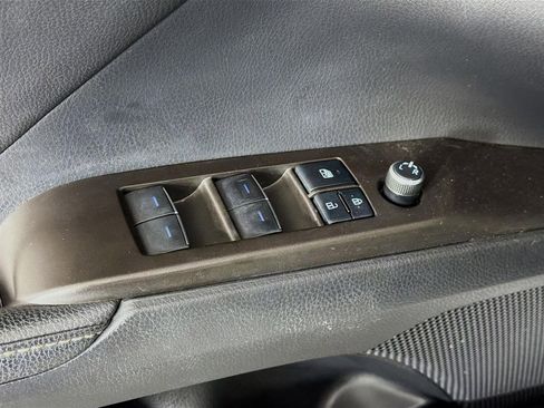 Used 2021 Toyota Camry XSE w/ Navigation Upgrade Package image 21