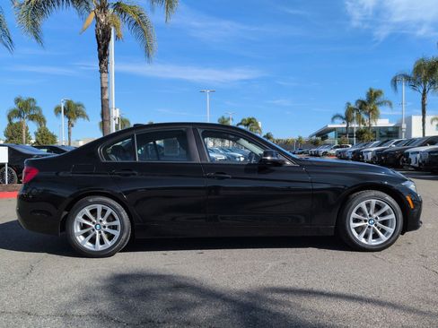 Used 2018 BMW 320i Sedan image 11